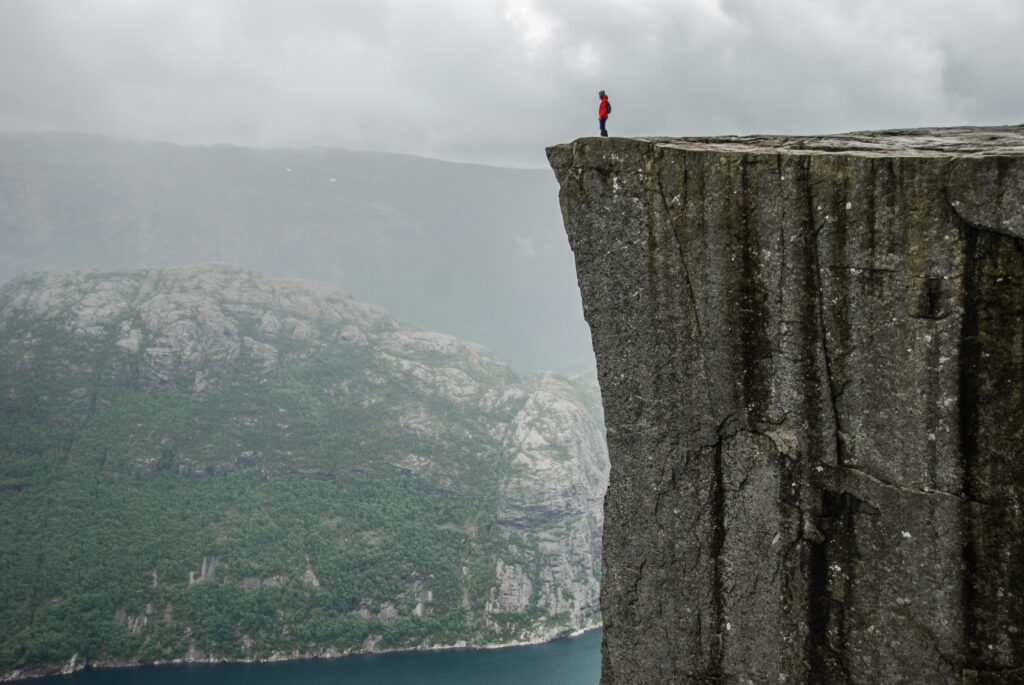 Looming Enrollment Cliff Poses Serious Threat to Colleges Looming Enrollment Cliff Poses Serious Threat to Colleges
